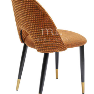 Mobilier pour café et restaurant: Chaise avec une assise lisse en velours