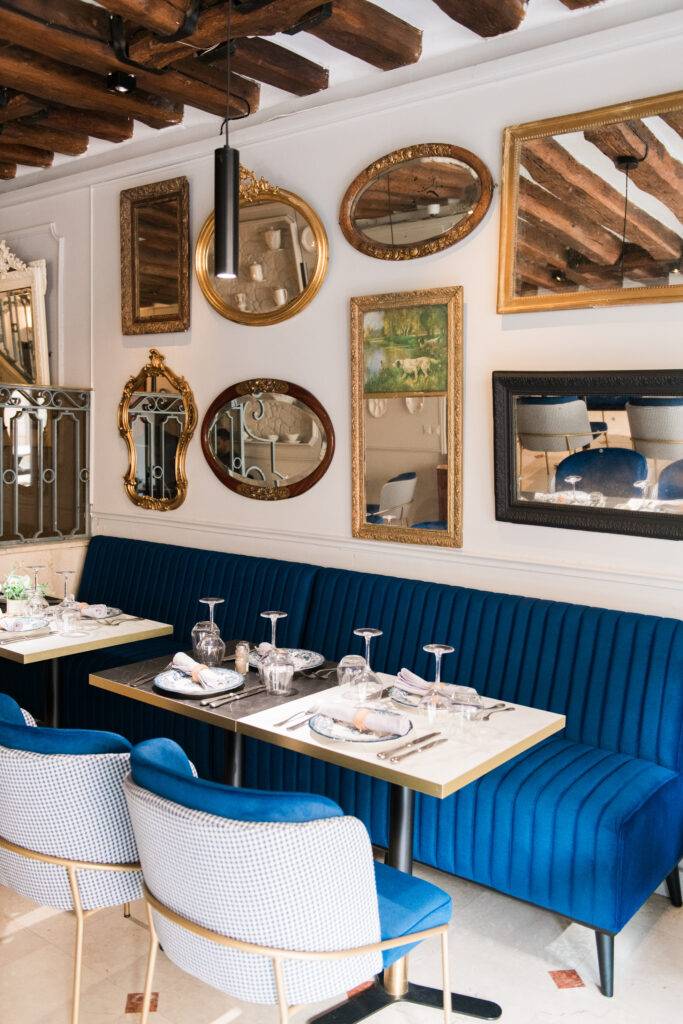 Aménagement du restaurant Chapeau à Versailles 1